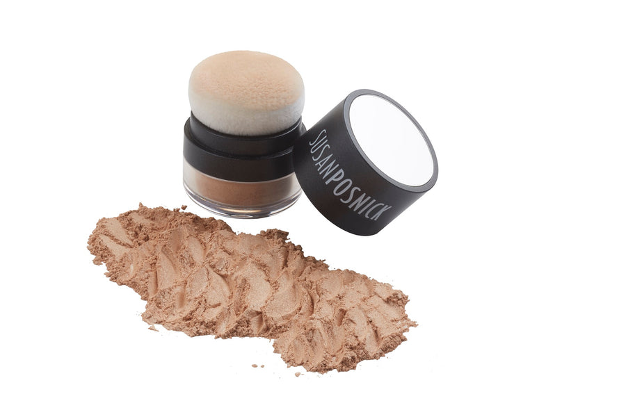 ILLUMINATES Mineral Powder Highlighter